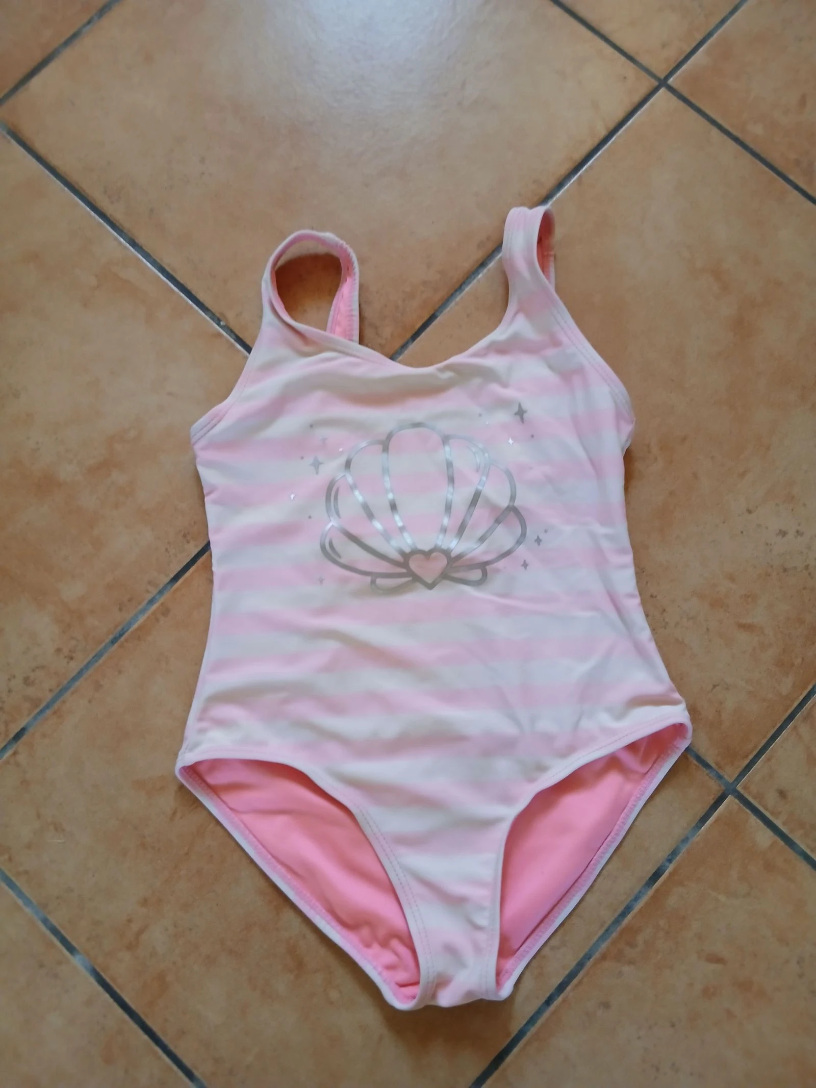 maillot de bains filles taille 8 ans